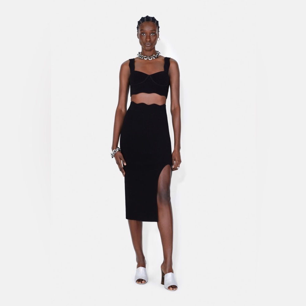 NEW GALVAN LONDON Delia Scalloped Knit Top Crop Black $495